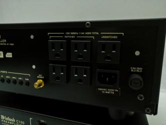 MCINTOSH C100 PRE AMPLIFIER