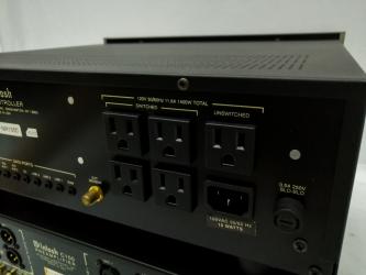 MCINTOSH C100 PRE AMPLIFIER