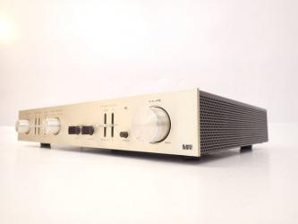 LUXMAN A3032 TUBE PRE AMPLIFIER