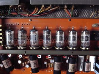 LUXMAN A3032 TUBE PRE AMPLIFIER