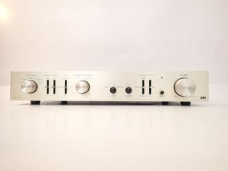 LUXMAN A3032 TUBE PRE AMPLIFIER