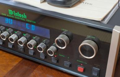 MCINTOSH C46  PRE AMPLIFIER