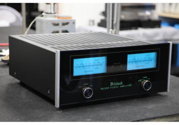 Mcintosh MC300 Power Amplifier