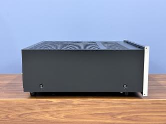 Mcintosh MC300 Power Amplifier