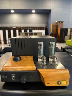 Unison Research Simply Two Integrated Tube Amplifier